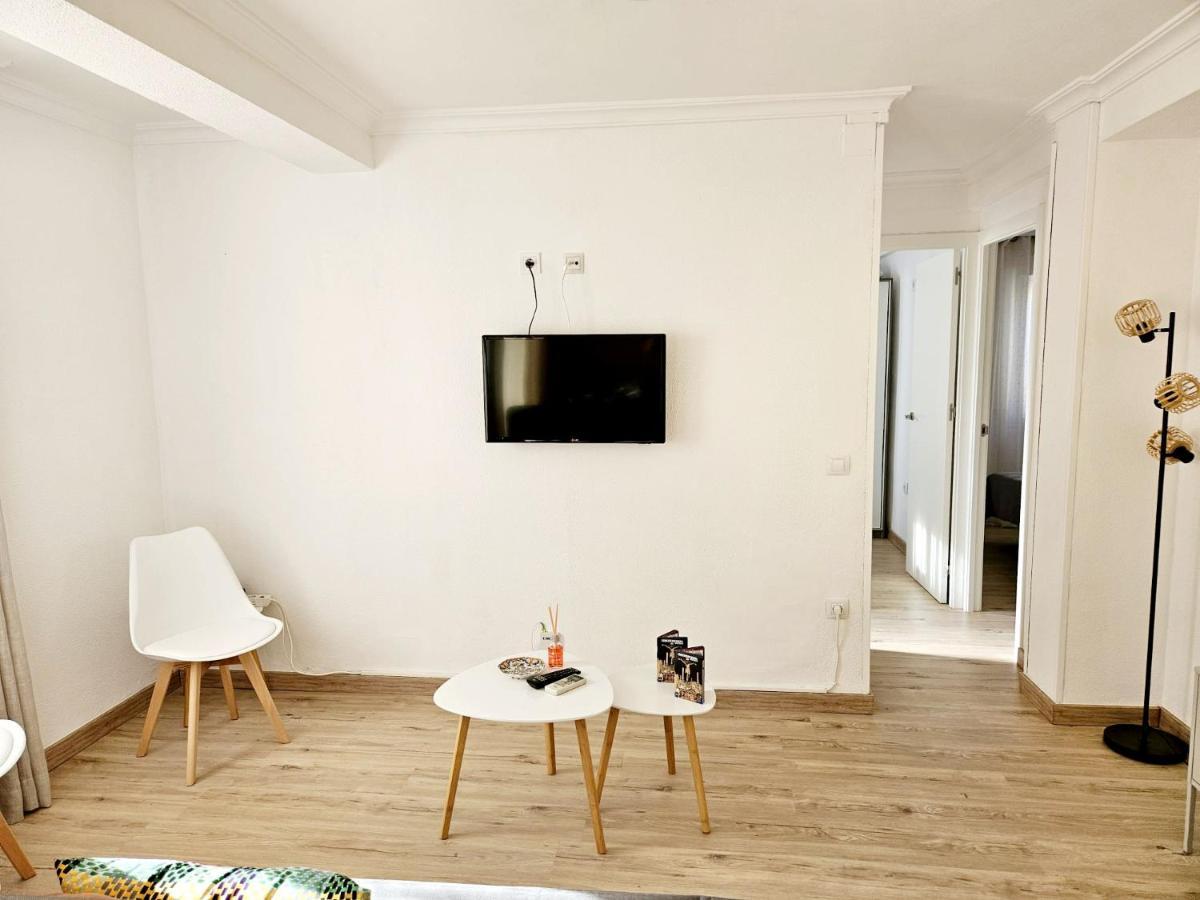 Apartamento Familiar En Triana Sevilla Bagian luar foto